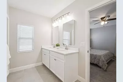 1040 Golden Dawn Loop, Minneola, FL 34715 - Photo 17