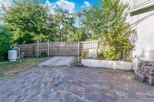 2704 Mendelin St, Apopka, FL 32703 - Photo 33