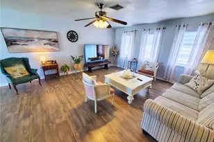 4 Golfview Rd, Rotonda West, FL 33947 - Photo 5