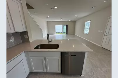 4806 Sparkling Shell Avenue, Kissimmee, FL 34746 - Photo 5