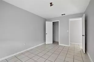 2628 SW 31st Pl, Gainesville, FL 32608 - Photo 19