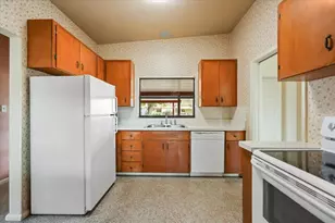 3506 Pelican Ln, Orlando, FL 32803 - Photo 13