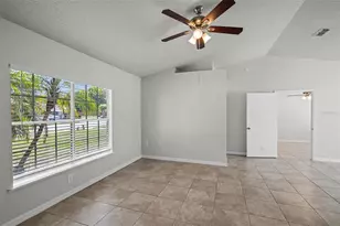 996 Big Oaks Dr, Oviedo, FL 32765 - Photo 3