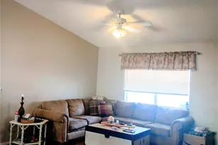 719 Oak Ln, Lady Lake, FL 32159 - Photo 7