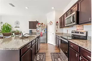 3891 Spruce Creek Dr, Lakeland, FL 33811 - Photo 11