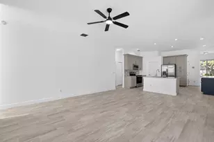 411 Boxwood Dr, Davenport, FL 33837 - Photo 17