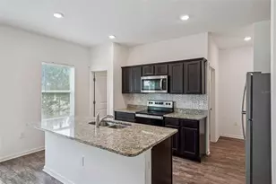 16505 Cherry Landing Dr, Groveland, FL 34736 - Photo 9