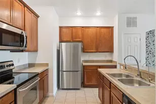 2955 Langdon Ln S, Kissimmee, FL 34741 - Photo 9