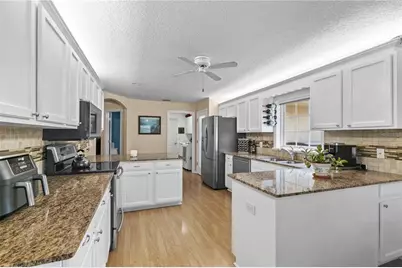 13545 Oak Bend Drive, Grand Island, FL 32735 - Photo 7