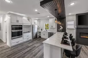 215 N Salem St, Eustis, FL 32726 - Photo 3