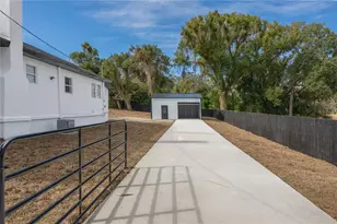 215 N Salem St, Eustis, FL 32726 - Photo 7