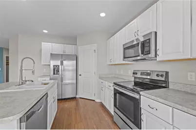 407 Kestrel Drive, Groveland, FL 34736 - Photo 3