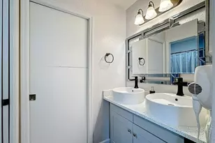 3202 Queen Palms Ct, Kissimmee, FL 34747 - Photo 31