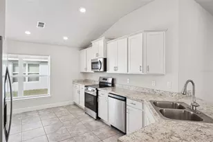 2358 Friendly Confines Loop, Davenport, FL 33837 - Photo 7