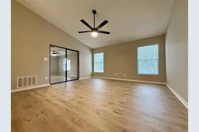 5335 Hyde Park Avenue, Orlando, FL 32808 - Photo 9