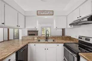 8305 SW 46 Ln, Gainesville, FL 32608 - Photo 21