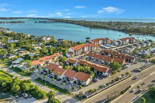 1646 Stickney Point Rd, Sarasota, FL 34231 - Photo 59