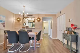 1646 Stickney Point Rd, Sarasota, FL 34231 - Photo 9