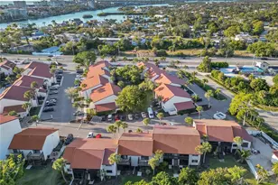 1646 Stickney Point Rd, Sarasota, FL 34231 - Photo 45