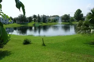 1061 Ballyshannon Pkwy, Orlando, FL 32828 - Photo 11