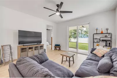 350 E 2nd Avenue, New Smyrna Beach, FL 32169 - Photo 11