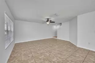 359 Carina Cir, Sanford, FL 32773 - Photo 5