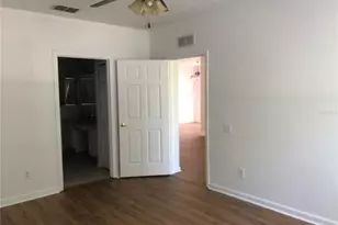 2679 Metro Sevilla Dr, Orlando, FL 32835 - Photo 5