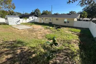 545 Oak Dr, Tavares, FL 32778 - Photo 21