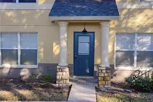 201 Drawbridge Ln, Valrico, FL 33594 - Photo 1