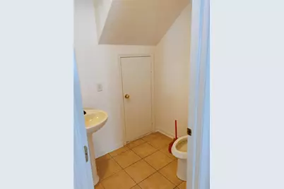 201 Draw Bridge Lane, Valrico, FL 33594 - Photo 9