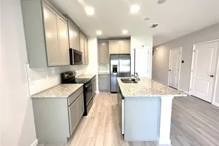 2835 Narcoossee Cmns Wy, Saint Cloud, FL 34771 - Photo 3