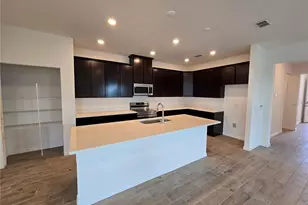 6470 Chorus Dr, Mascotte, FL 34753 - Photo 3