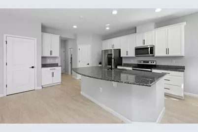 575 Avila Place, Howey in the Hills, FL 34737 - Photo 15