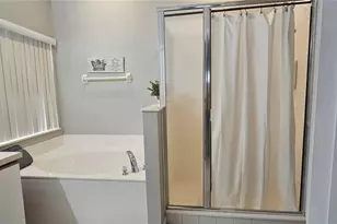 179 Emeraldview Ave, Davenport, FL 33897 - Photo 9