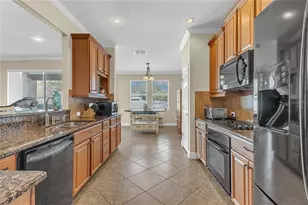 877 Strathmore Dr, Orlando, FL 32803 - Photo 17