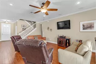 877 Strathmore Dr, Orlando, FL 32803 - Photo 13