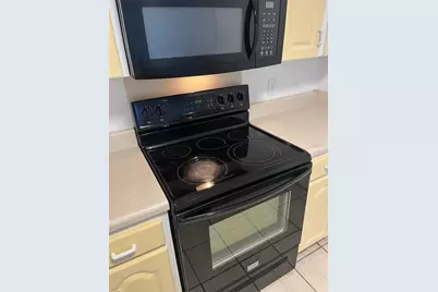 10108 Bluff Court, Orlando, FL 32821 - Photo 7