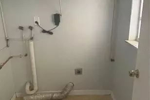 327 E Dundee Dr, Poinciana, FL 34759 - Photo 9