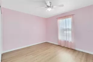 137 Country Lakes Cir, Groveland, FL 34736 - Photo 17