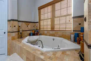 2780 Vickie Ct, Kissimmee, FL 34744 - Photo 39