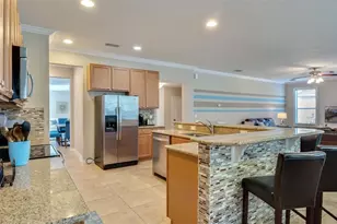 321 Las Fuentes Dr, Kissimmee, FL 34746 - Photo 17