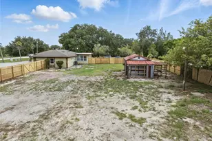 8812 Oakwood Dr, Lake Wales, FL 33898 - Photo 21