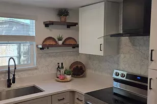 1710 E Bay St, Winter Garden, FL 34787 - Photo 3