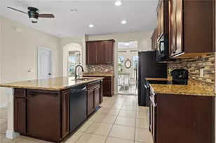 707 Grassy Stone Dr, Winter Garden, FL 34787 - Photo 9