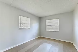 694 Michigan Ct, Saint Cloud, FL 34769 - Photo 13