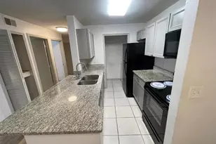 6082 Westgate Dr, Orlando, FL 32835 - Photo 11