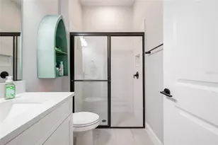 1516 Lancaster Dr, Orlando, FL 32806 - Photo 25