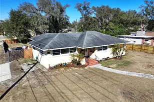 717 West End Cres N, Lakeland, FL 33803 - Photo 3