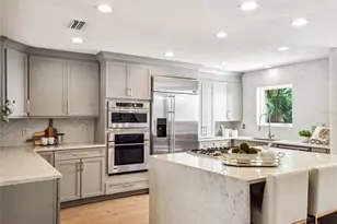 1726 Dormont Ln, Orlando, FL 32804 - Photo 5