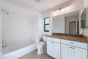 915 Woodleaf Way, Tampa, FL 33613 - Photo 35